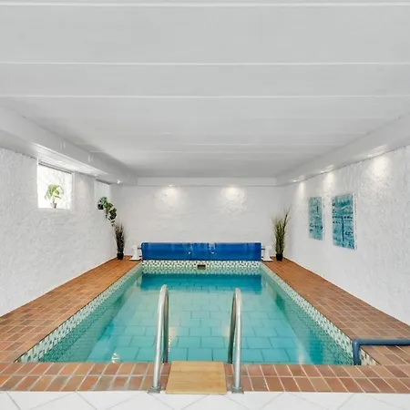 Ferienhaus Pool - Sea View - Jacuzzi Væggerløse