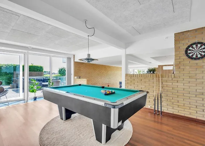 Pool - Sea View - Jacuzzi Væggerløse