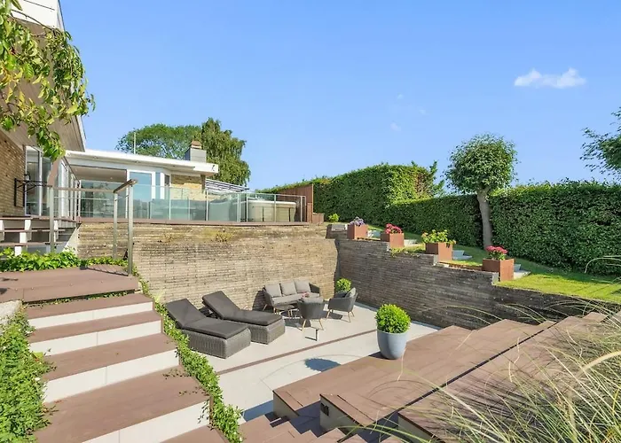 Pool - Sea View - Jacuzzi *