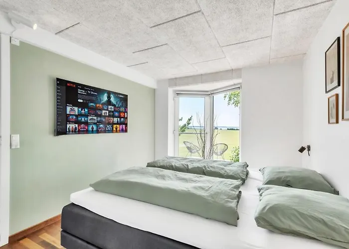 Pool - Sea View - Jacuzzi Væggerløse