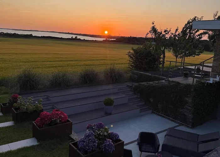 Pool - Sea View - Jacuzzi * Væggerløse